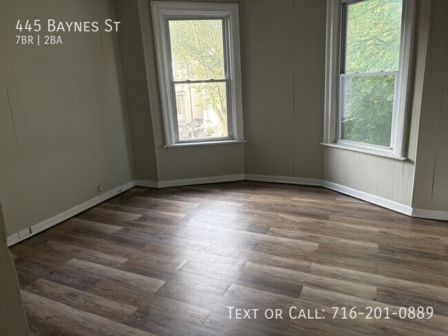 Foto del edificio - 445 Baynes St