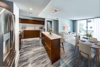 Building Photo - Worthing Place