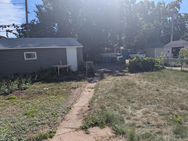 Building Photo - 3029 Fremont Ave S