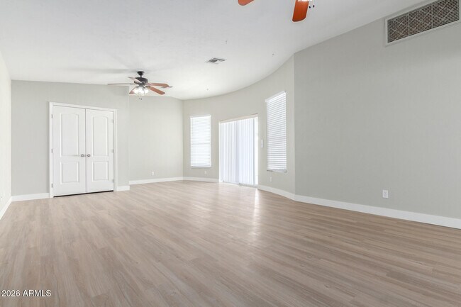 Foto del edificio - 1332 N 71st St