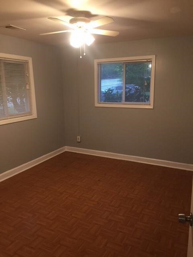 Foto del edificio - Cozy 2 Bedroom / 1 Bath Duplex