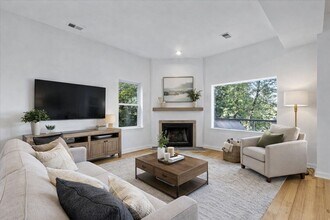 Building Photo - 1914 University Ave