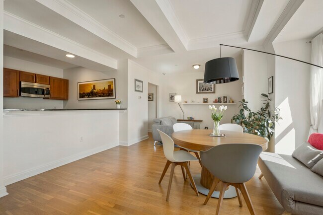 Foto del edificio - 225 Stanley Ave