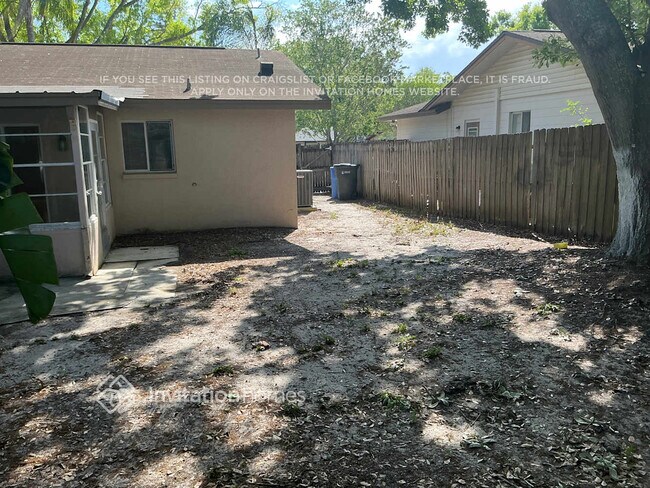 Foto del edificio - 411 Brandywine Dr