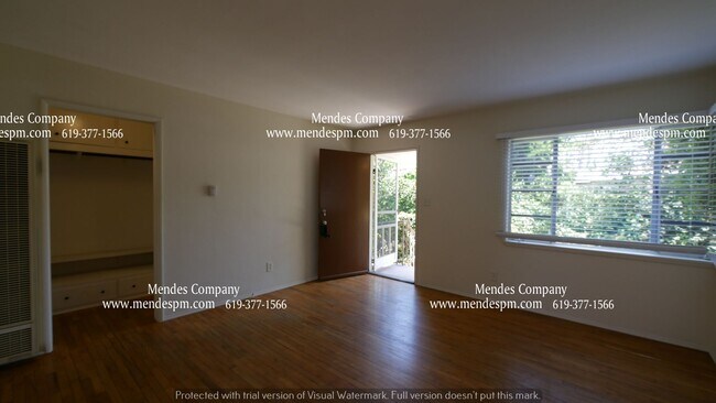 Foto del edificio - Charming Coastal 1 bd / 1 bth Cottage loca...