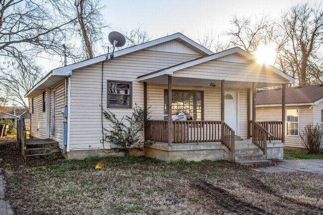 Foto del edificio - Murfreesboro 4 Bedroom/2 Bath HOUSE near MTSU