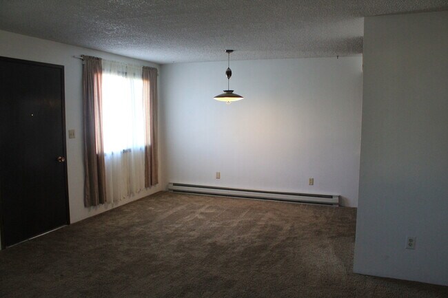 Foto del edificio - 3 Bedroom 1 Bath Home for Rent near Mount Stuart Elementary