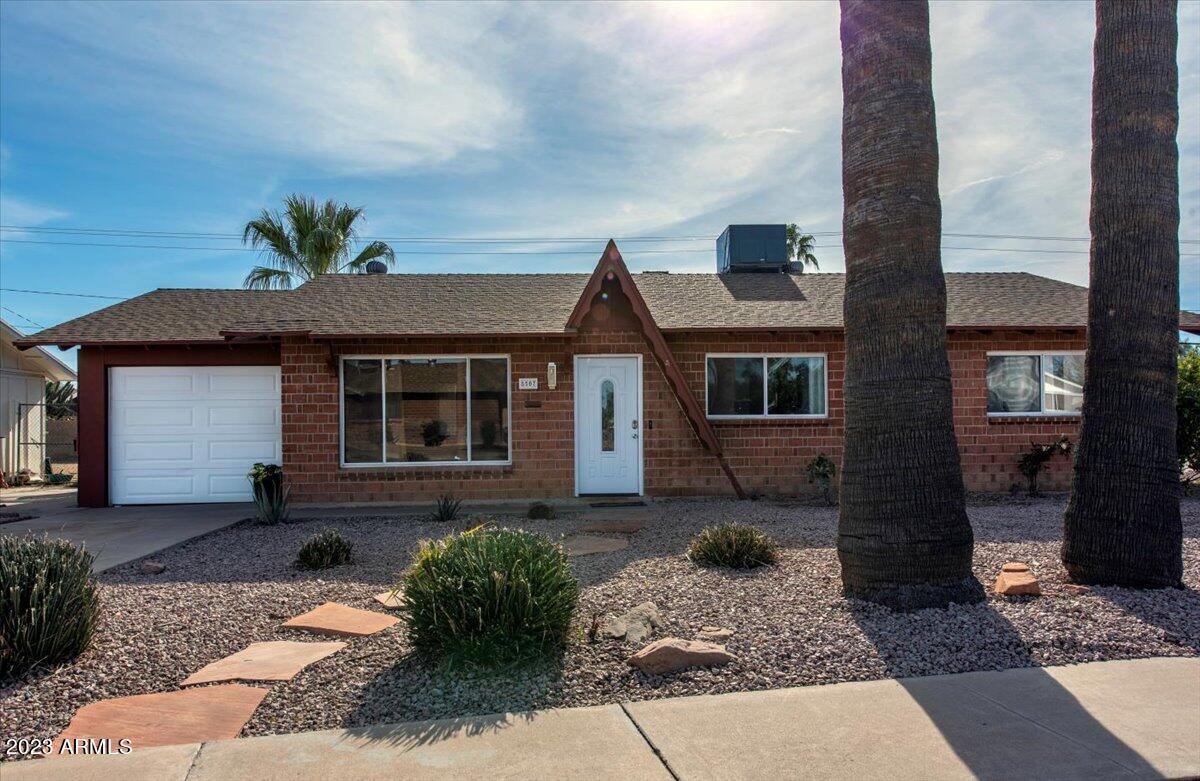 Foto principal - 8507 E Mariposa Dr