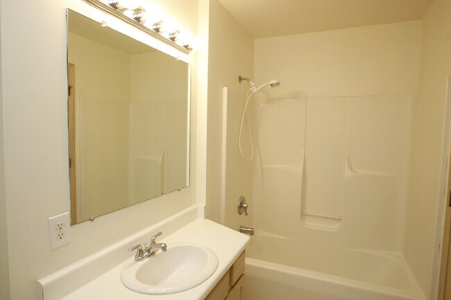 Foto del edificio - 2554 Pebble Valley Rd