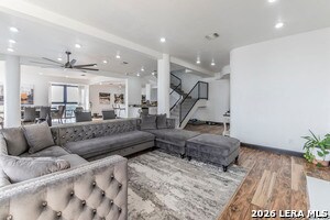 Foto del edificio - 7701 Wurzbach Rd