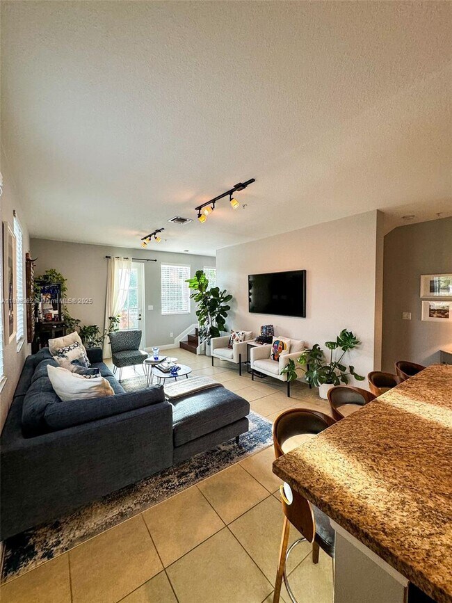 Foto del edificio - 1006 SW 147th Ave