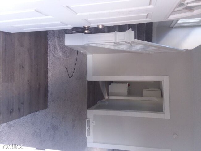 Foto del edificio - 3 br, 1 bath House - 615 20th Street