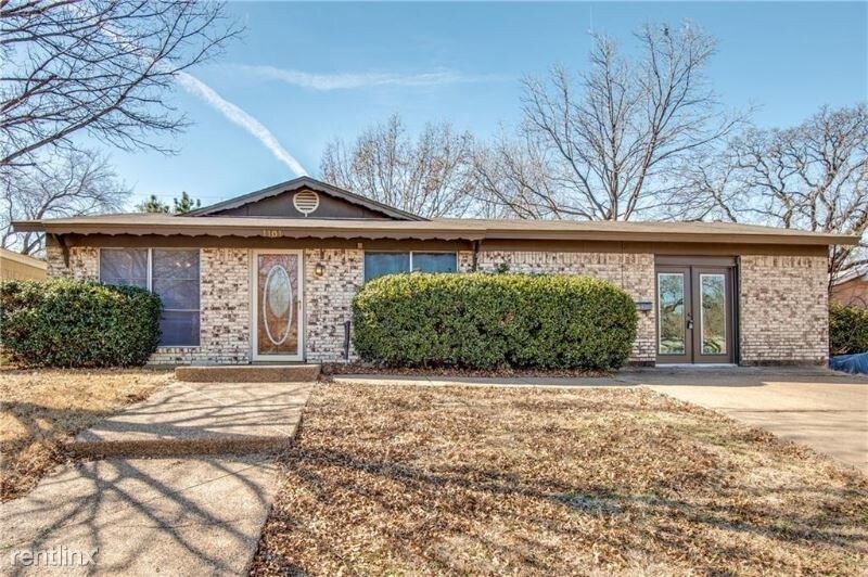 Primary Photo - 3 br, 2 bath House - 1101 Briar Oaks Dr