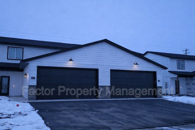 Foto del edificio - 3124 Scotch Ln