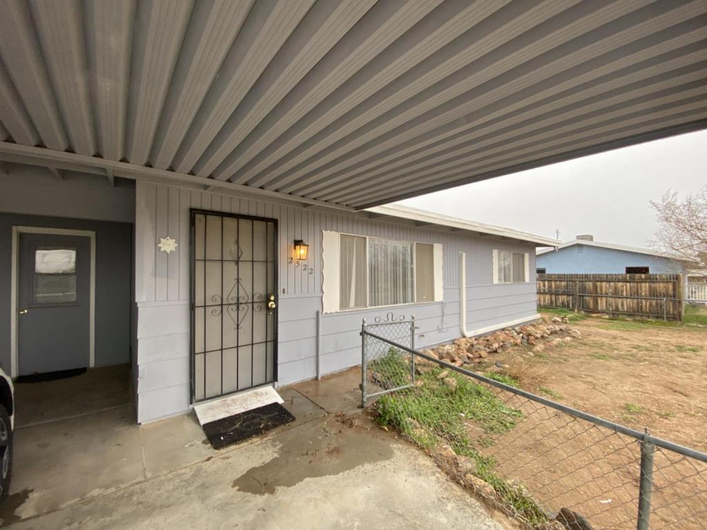 2522 E Lillie Ave House Rental in Kingman, AZ