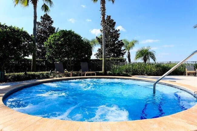 Foto del edificio - 7625 Heritage Crossing Way