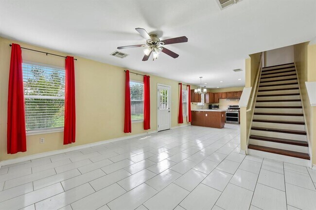 Building Photo - 12712 Ring Dr