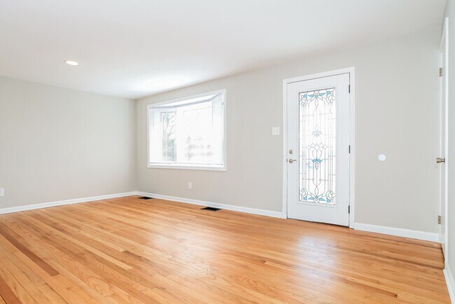 Foto del edificio - Charming 3-Bedroom Home