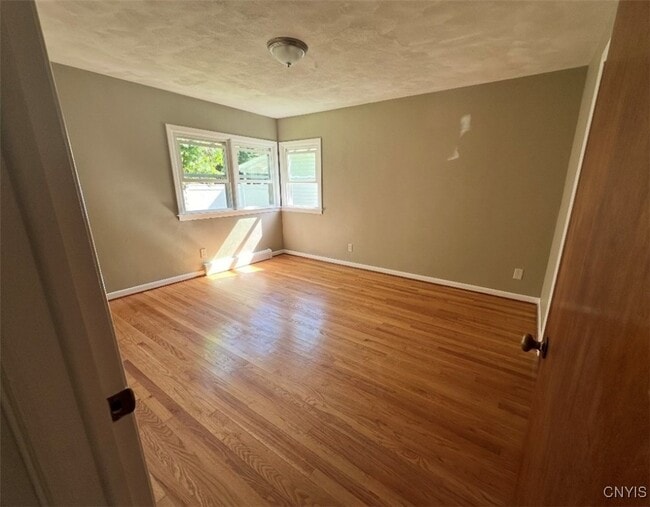 Building Photo - 311 Hartford Pl