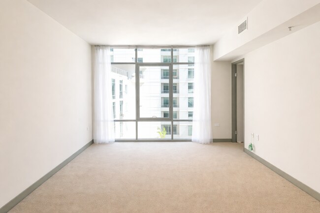 Foto del edificio - 425 W Beech St