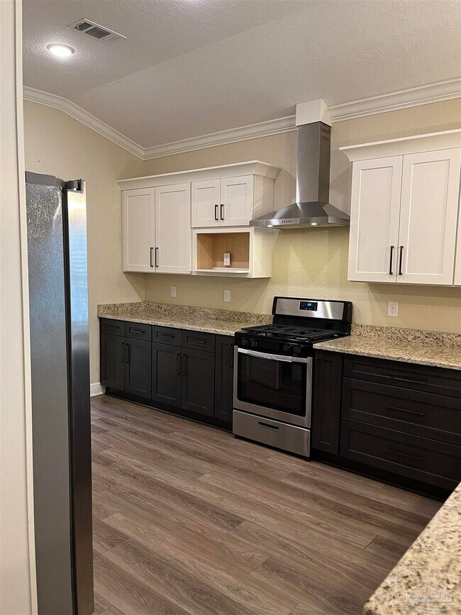 Foto del edificio - 12521 Lillian Hwy