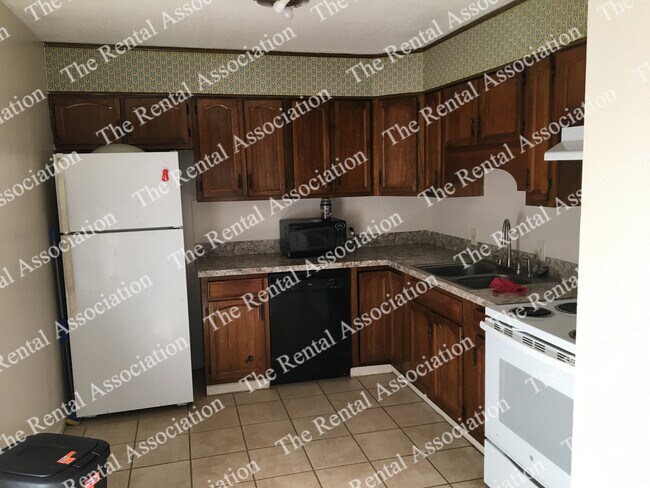 Foto del edificio - 3108 Zachry Ave