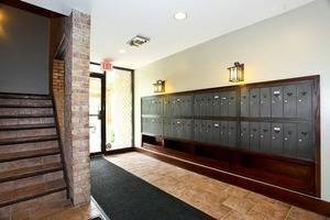 Building Photo - 5820 Oakwood Dr