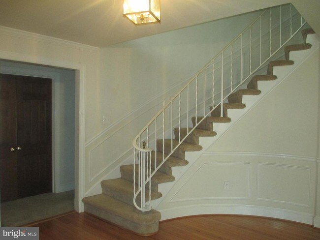 Foto del edificio - 6367 Lynwood Hill Rd