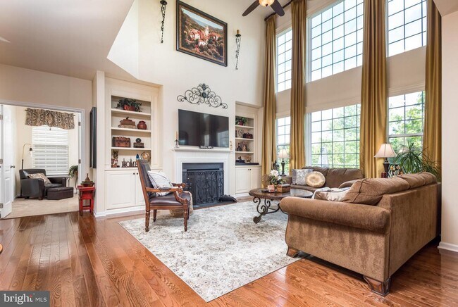Building Photo - 13908 Barrymore Ct
