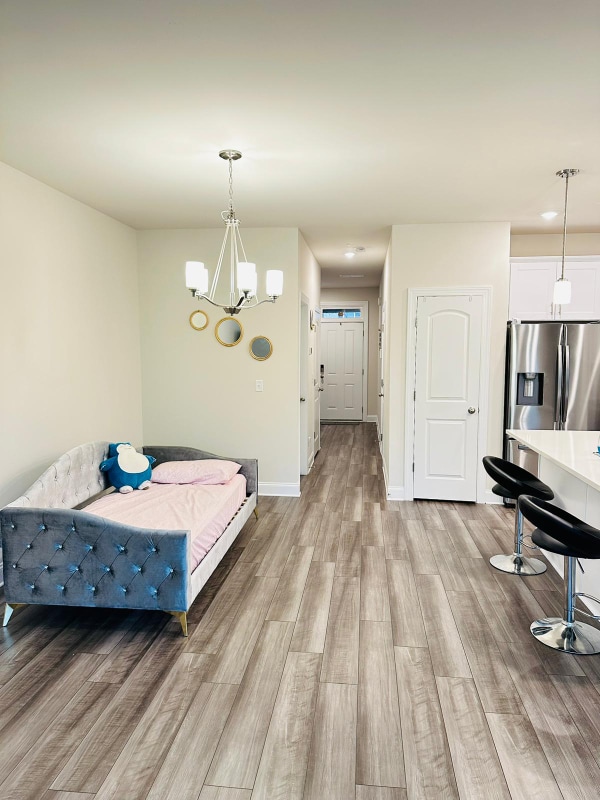 Building Photo - 276 Netherlands Blvd