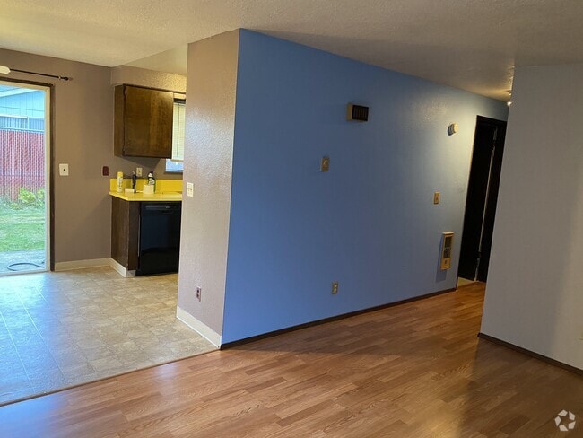 Building Photo - 33713 SE Santosh St