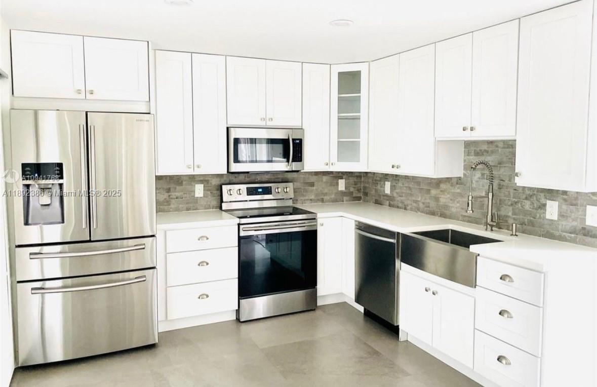 Foto principal - 1421 NW 122nd Terrace