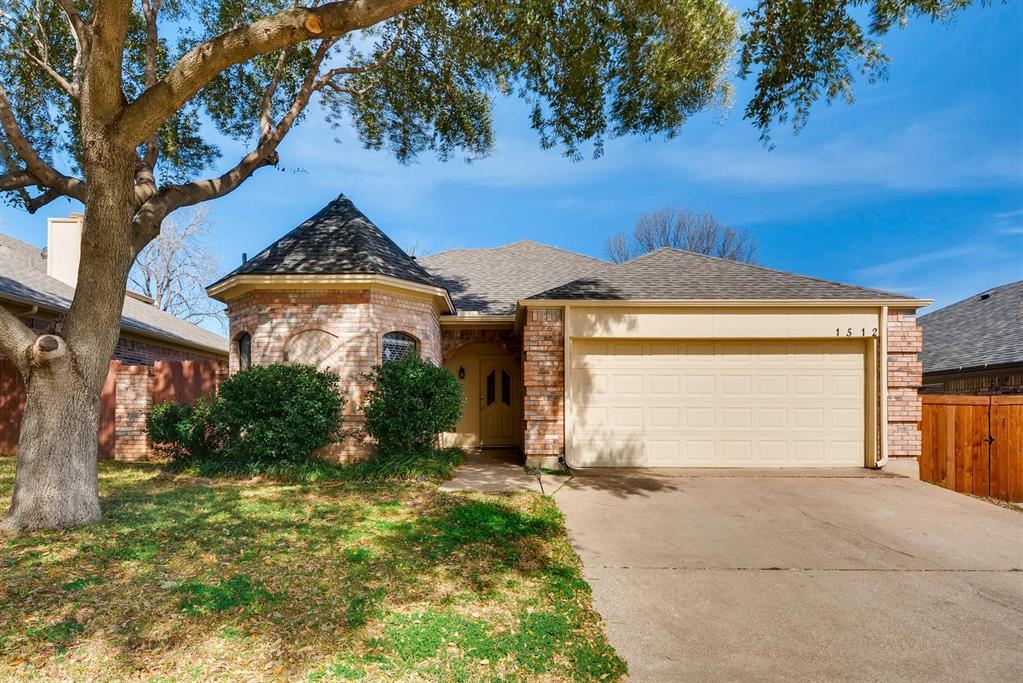 1512 Briarcrest Dr, Grapevine, TX 76051 House Rental in Grapevine, TX