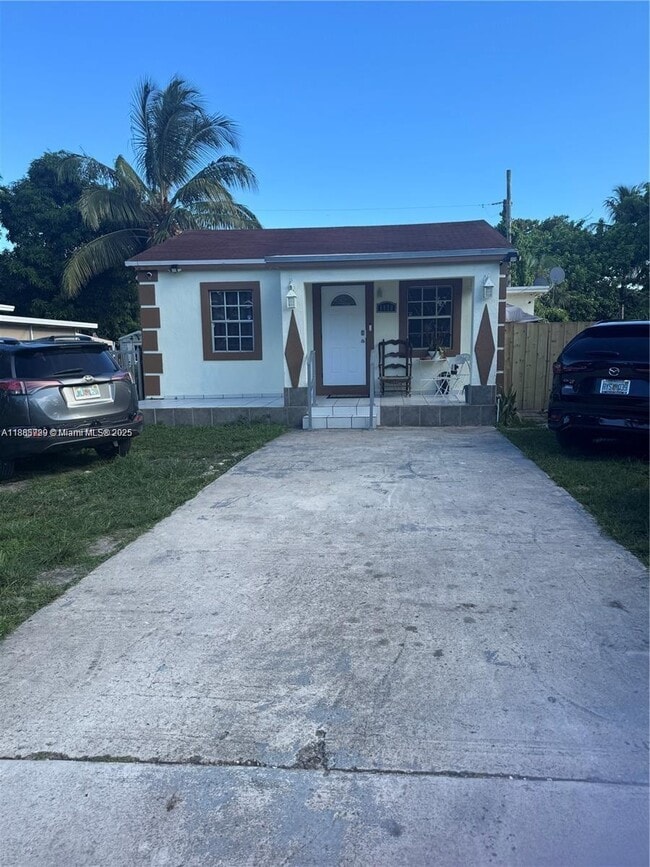 Building Photo - 1178 NW 105th Terrace