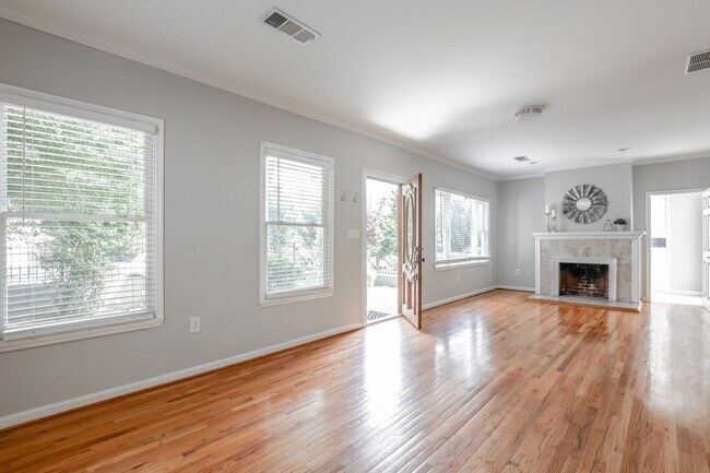 Photo - 507 Boulevard Apartment