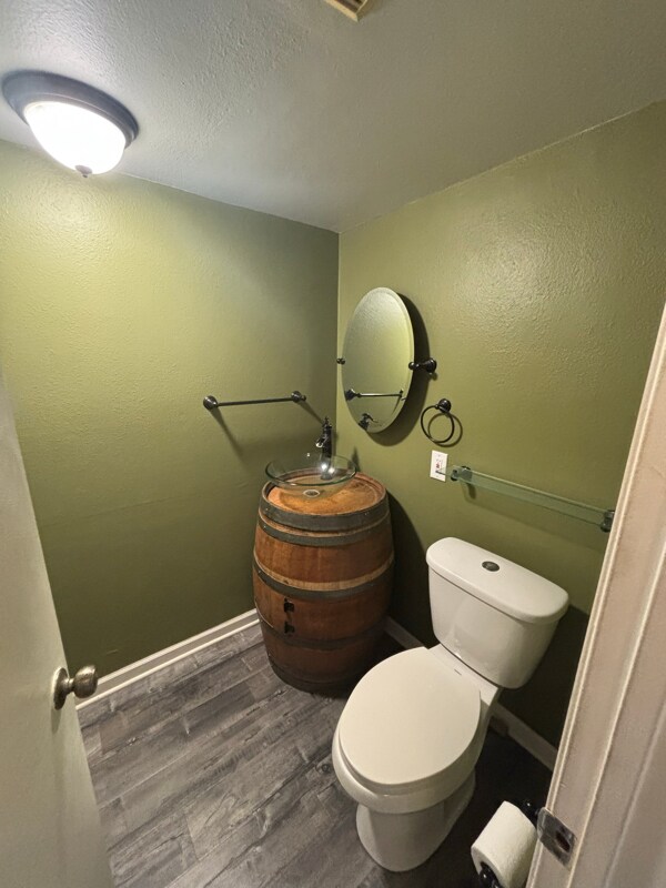 Foto del edificio - 662 Driftwood Ln