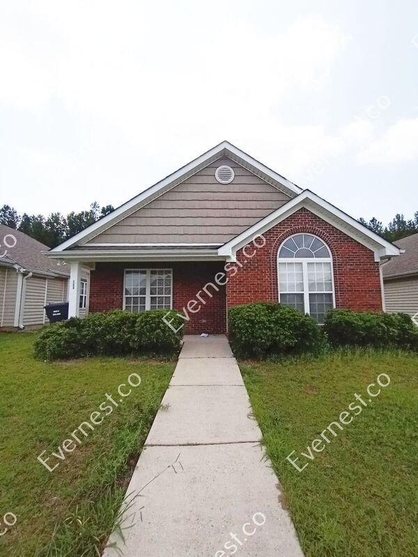 1254 Village Trail, Calera, AL 35040 House Rental in Calera, AL