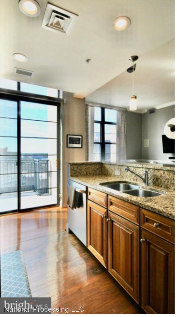 Building Photo - 2 br, 2 bath House - 1830 Fountain Drive U...