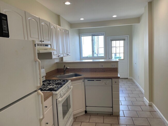 Foto del edificio - 3122 Fait Ave