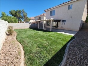 Building Photo - 9760 Ocotillo Falls Ave