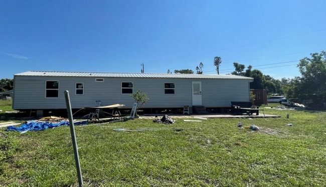 2170 Case Ln