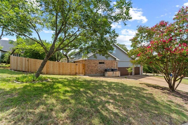 Building Photo - 9406 Ashton Ridge