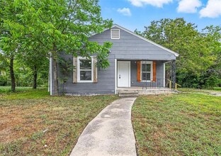 Building Photo - 3420 Caddo St