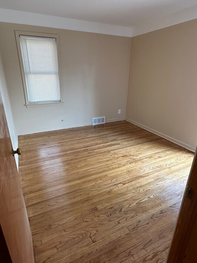 Foto del edificio - 14650 Eastburn St