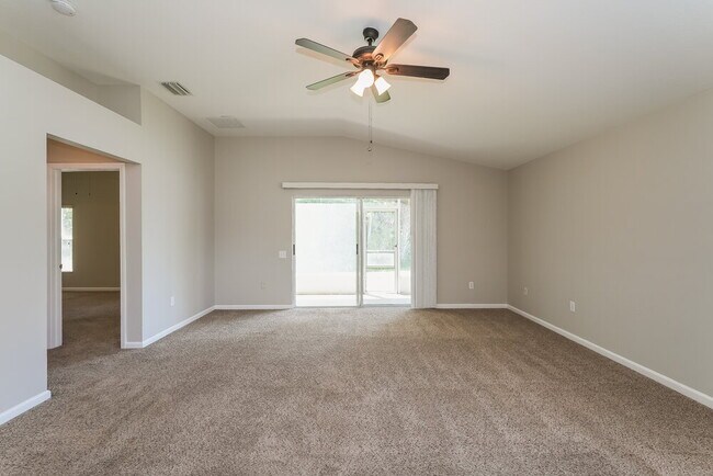 Foto del edificio - 25150 Lexington Oaks Blvd