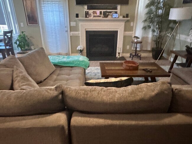 Foto del edificio - 204 Lafollette Dr