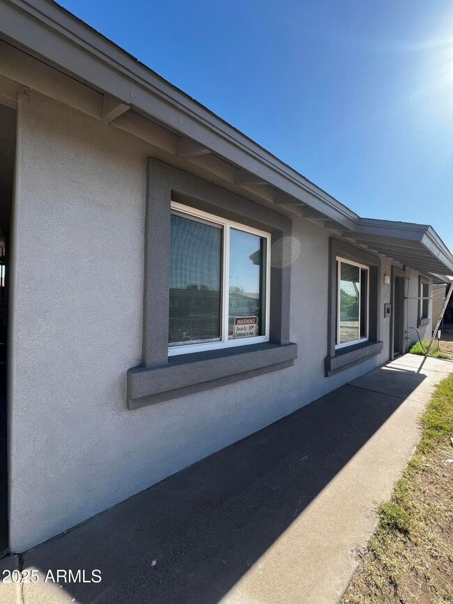 Building Photo - 3336 W Turney Ave