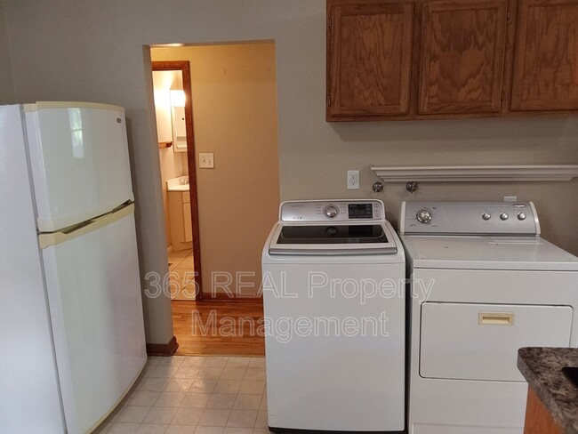 Foto del edificio - 1130 W Myrtle St