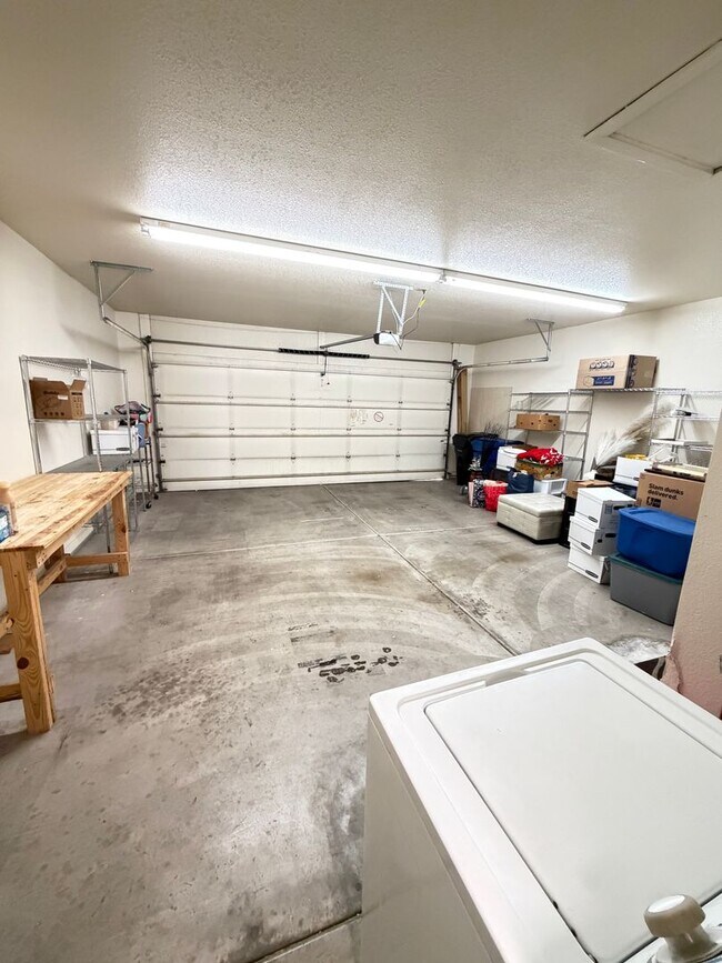 Building Photo - Temple View Condo 55+ active adult community