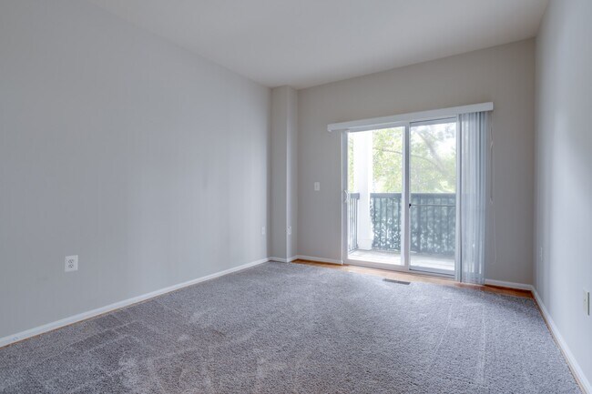 Foto del edificio - 11373 Aristotle Dr